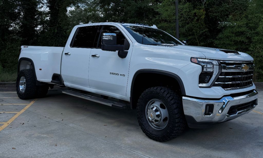 2024 Chevrolet Silverado 3500HD LTZ
