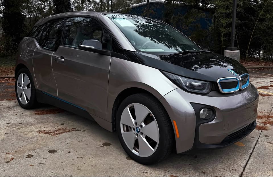 2015 BMW i3 Mega World's photo