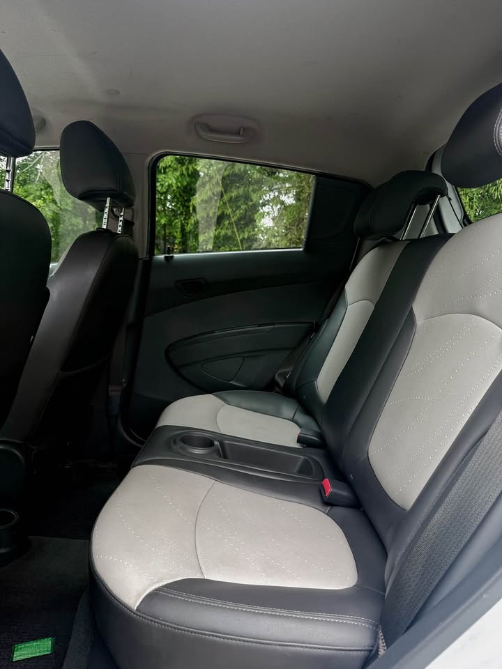 2015 Chevrolet Spark 2LT - Photo 12