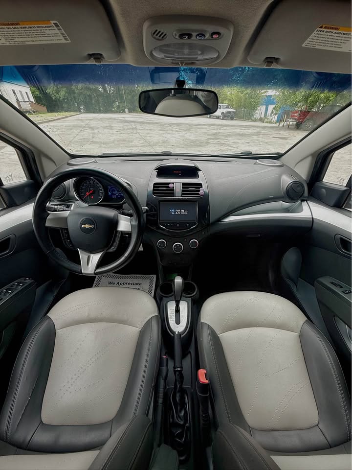 2015 Chevrolet Spark 2LT - Photo 8