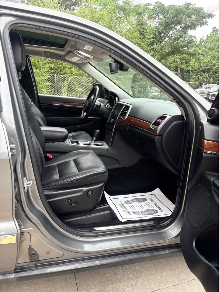 2011 Jeep Grand Cherokee Limited - Photo 15