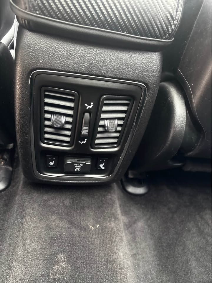 2011 Jeep Grand Cherokee Limited - Photo 14