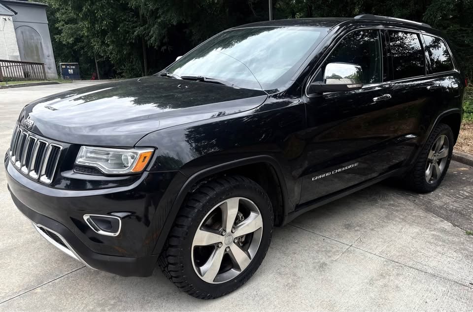 2015 Jeep Grand Cherokee Limited's photo