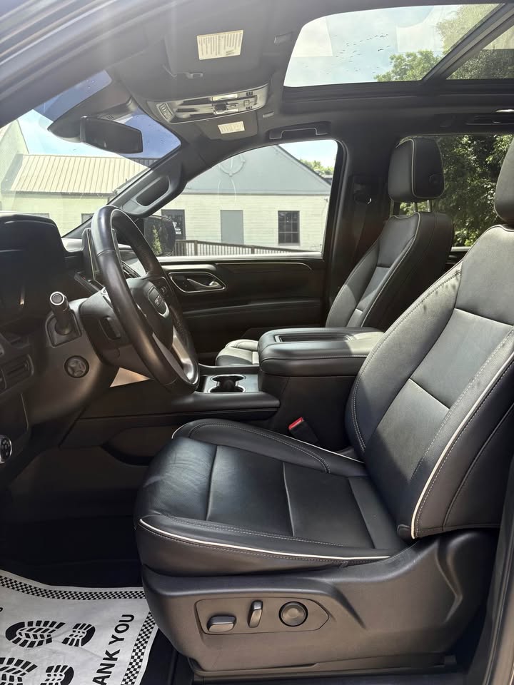 2022 GMC Yukon SLT - Photo 10