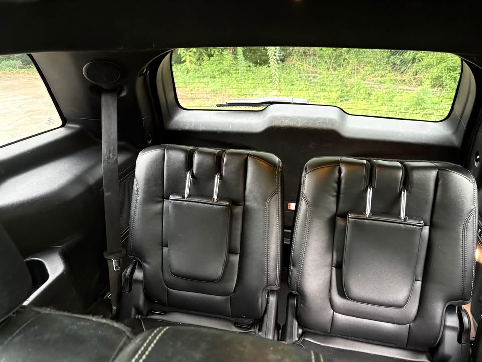 2017 Ford Explorer Limited - Photo 8