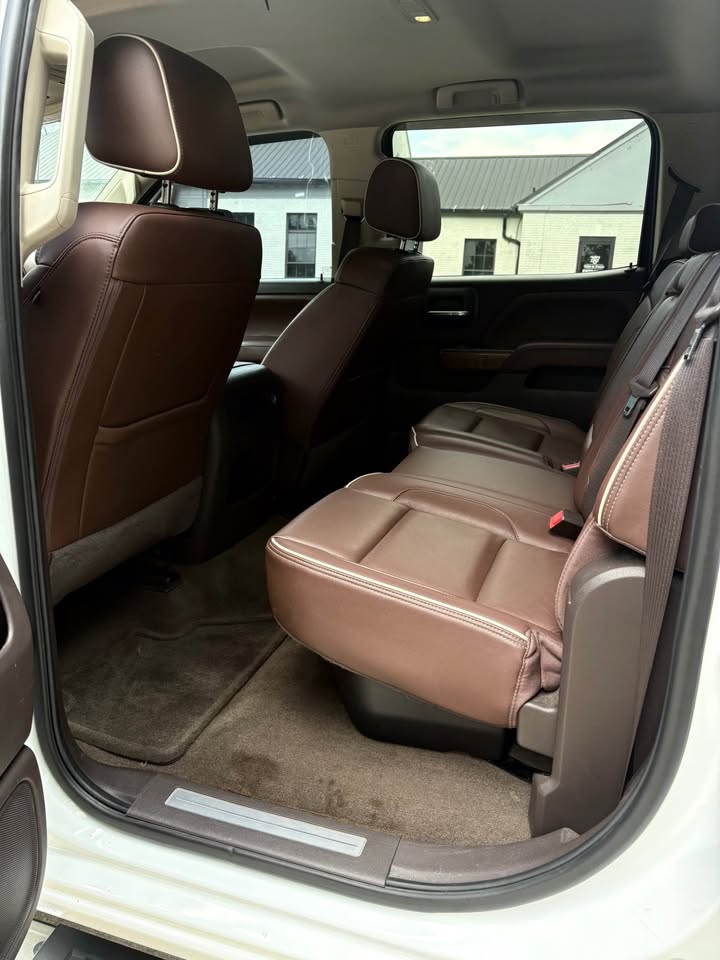2016 Chevrolet Silverado 2500HD High Country - Photo 12