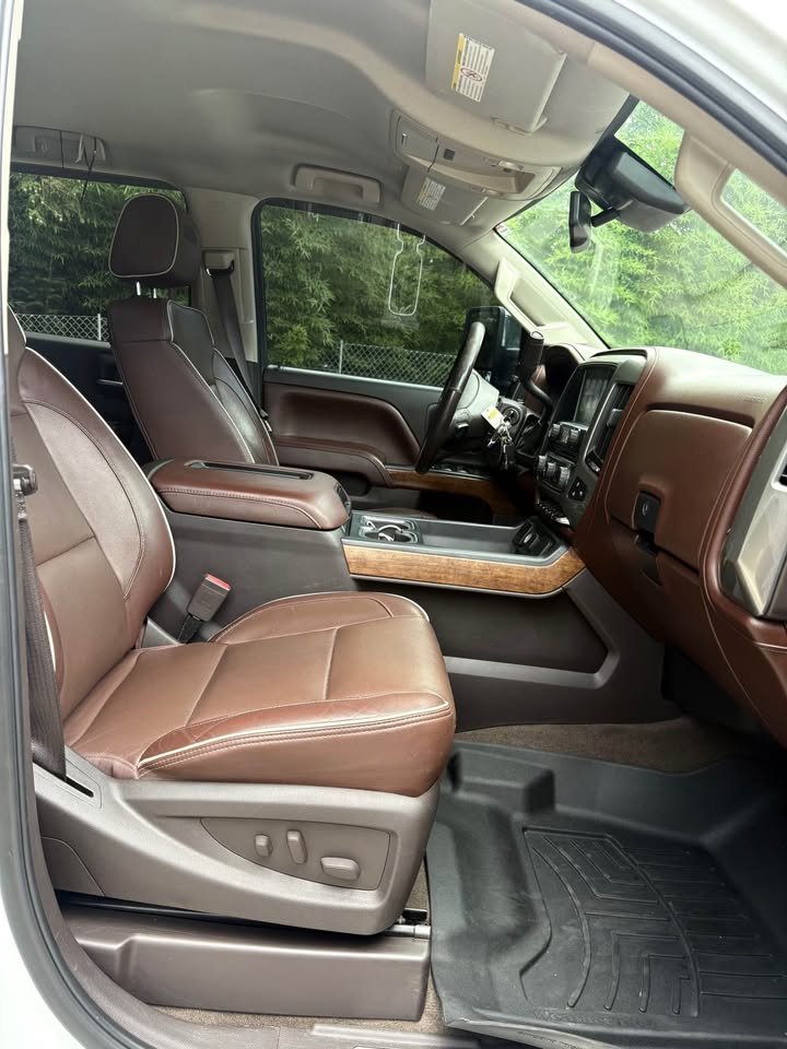 2016 Chevrolet Silverado 2500HD High Country - Photo 13