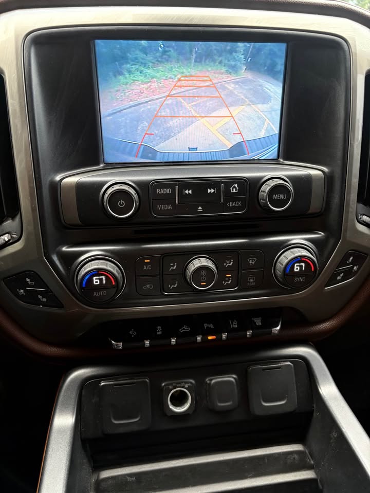 2016 Chevrolet Silverado 2500HD High Country - Photo 7