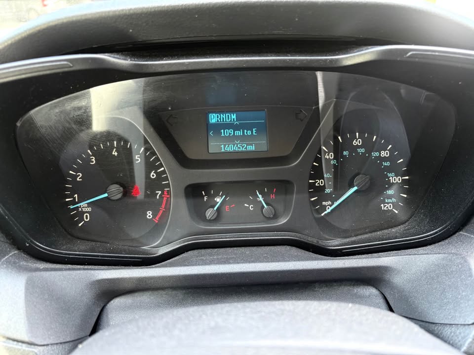2019 Ford Transit Passenger Van XLT - Photo 16