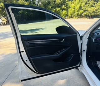 2021 Honda Accord Sport SE - Photo 17
