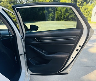 2021 Honda Accord Sport SE - Photo 12