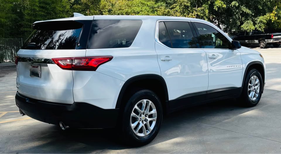 2019 Chevrolet Traverse LS - Photo 6