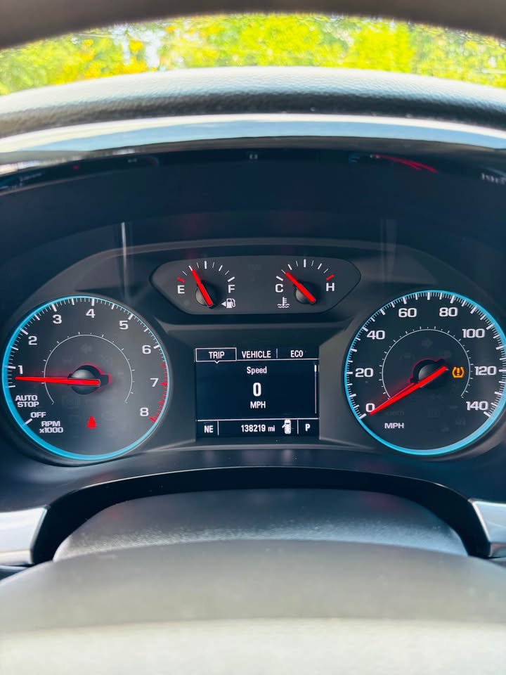 2019 Chevrolet Traverse LS - Photo 9