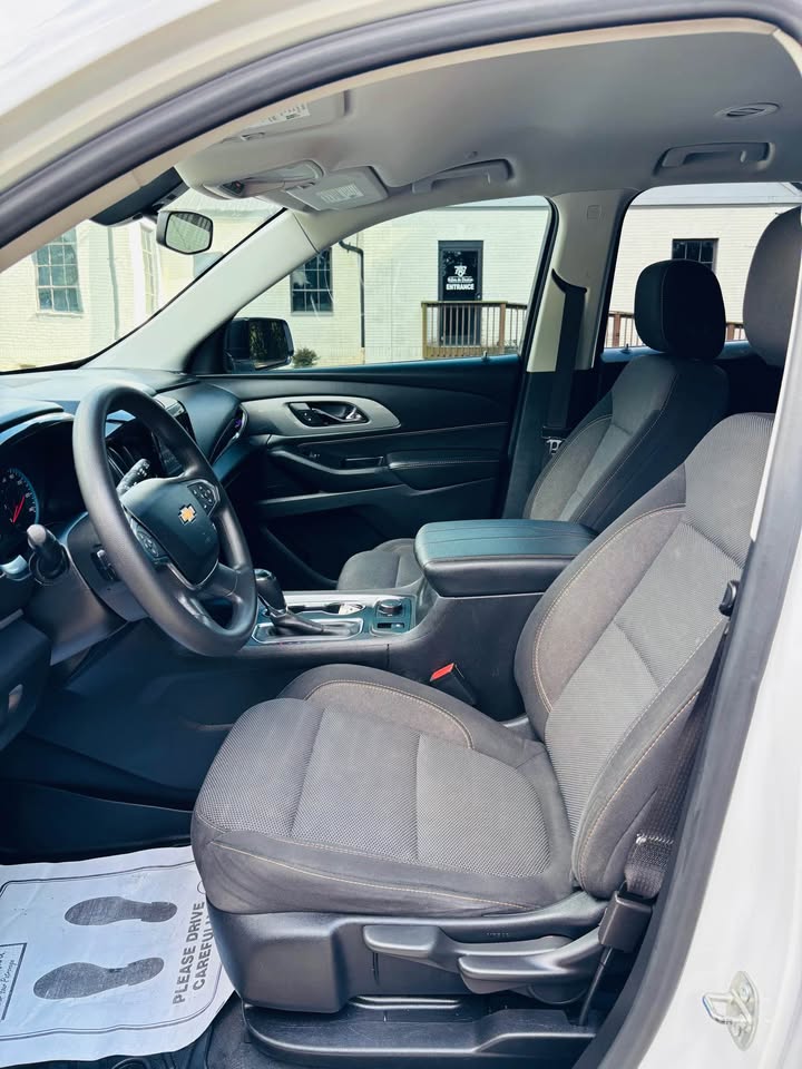 2019 Chevrolet Traverse LS - Photo 12